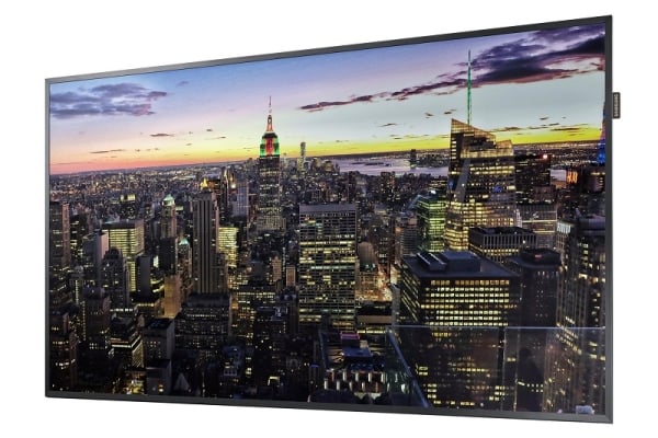 Samsung QM55F: 55 Inch QMF Series 500-Nit 4K UHD Multi-Screen Display - angled view