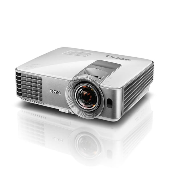 BenQ MW632ST: 3,200 Lumens WXGA Short Throw Projector - angled view (4 of 4)
