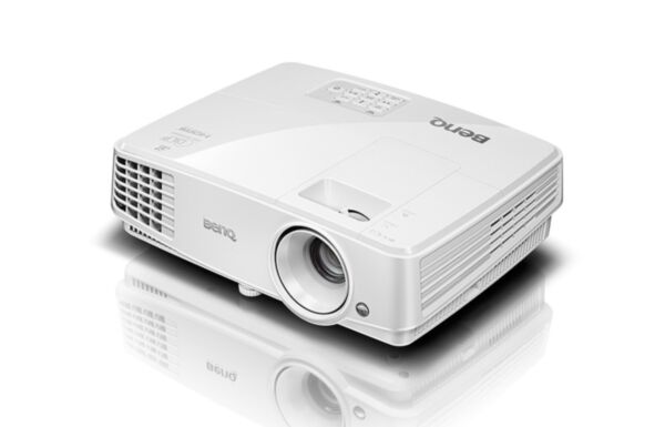 BenQ MX528: 3,300 Lumens XGA Projector - angled view (2 of 3)