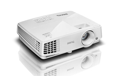 BenQ MX528: 3,300 Lumens XGA Projector - angled view (3 of 3)