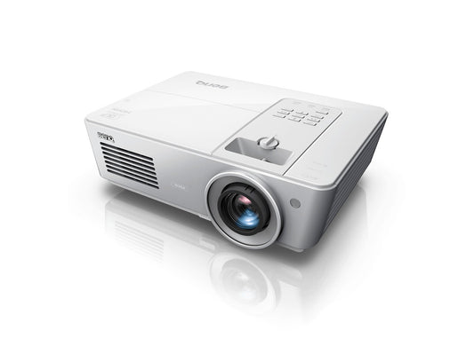 BenQ SU765: 5,500 Lumens WUXGA Projector - angled view (1 of 2)