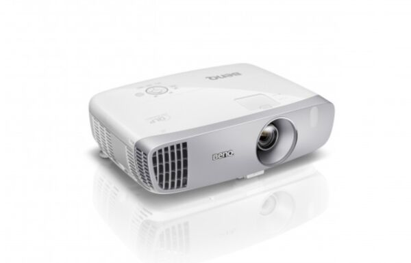 BenQ W1110: 2,000 Lumens Full HD Projector - angled view (1 of 2)