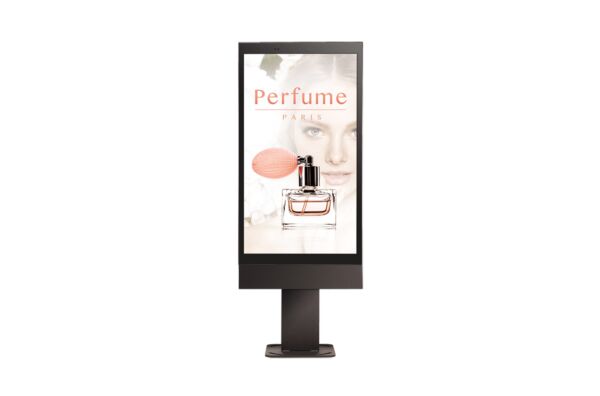LG 55XE3C: 55 Inch Outdoor High Brightness Display - angled view