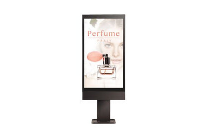LG 55XE3C: 55 Inch Outdoor High Brightness Display - angled view