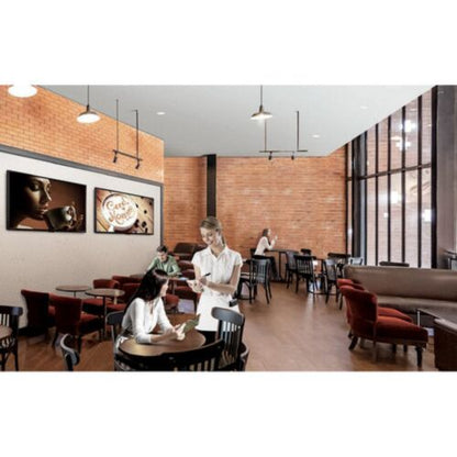 LG 65SE3KD: 65 Inch Digital Signage Display - in-use view