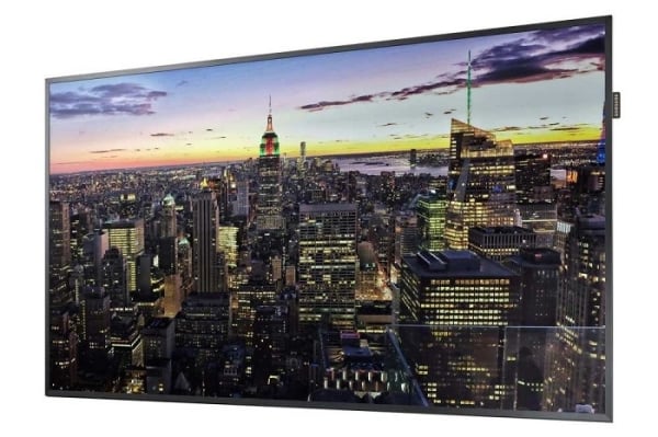 Samsung QM55H: 55 Inch Smart Signage Display - angled view