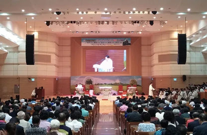 Unilumin ULW III Pro Indoor LED Display - product view 3